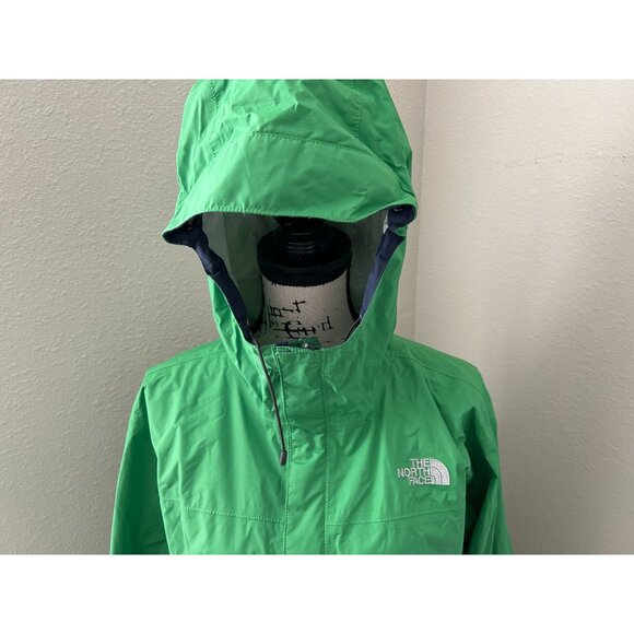 The North Face Hyvent 2.5L Women M Green Windbreaker Rain Coat Waterproof - Picture 2 of 7